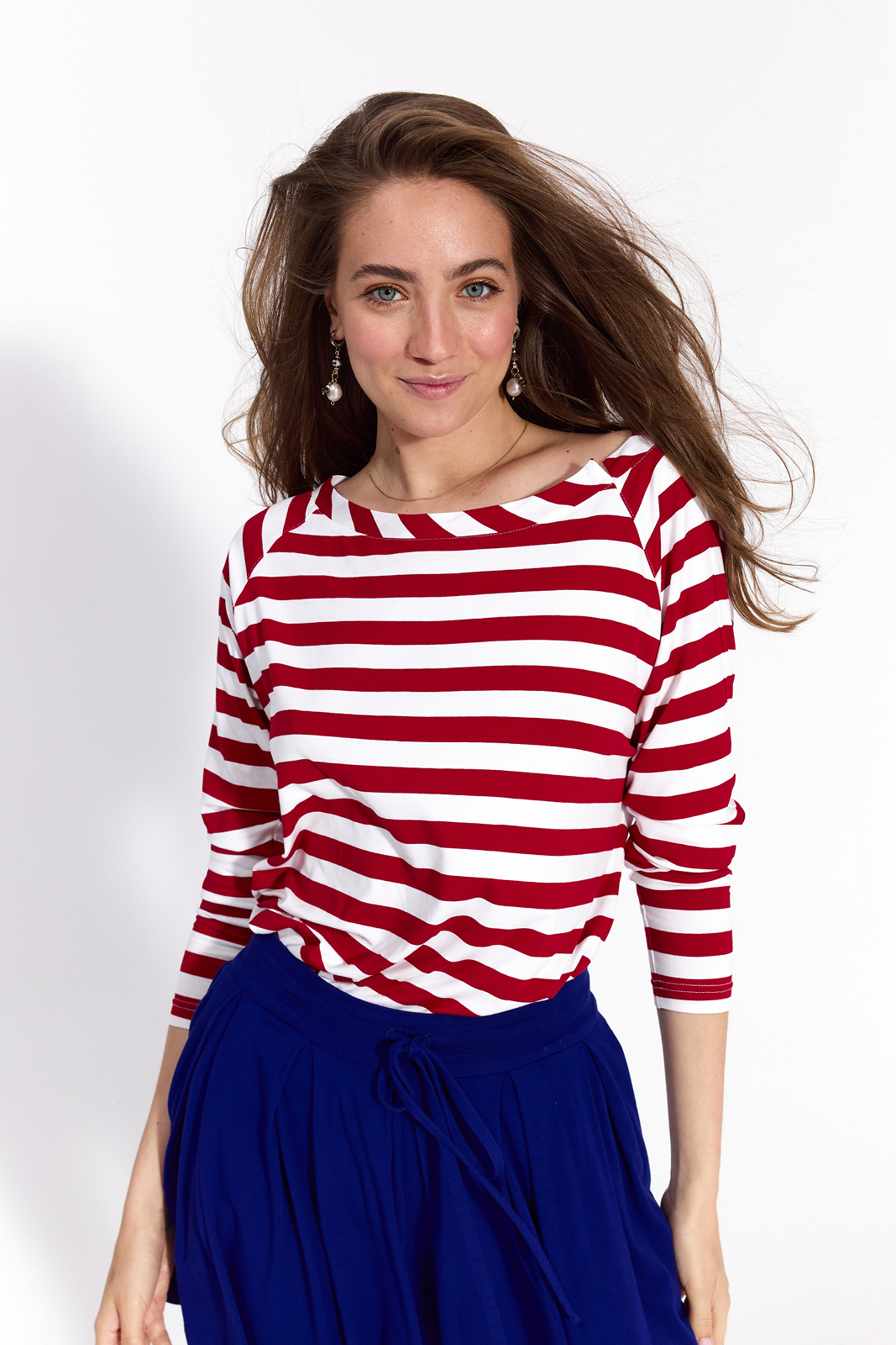 MUST HAVE red stripes