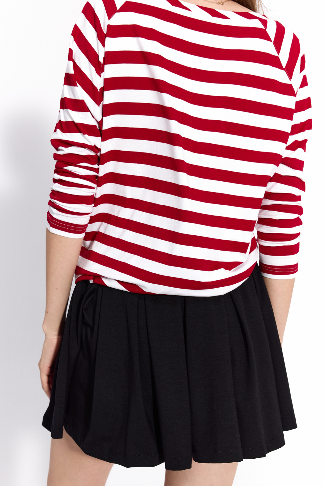 MUST HAVE red stripes