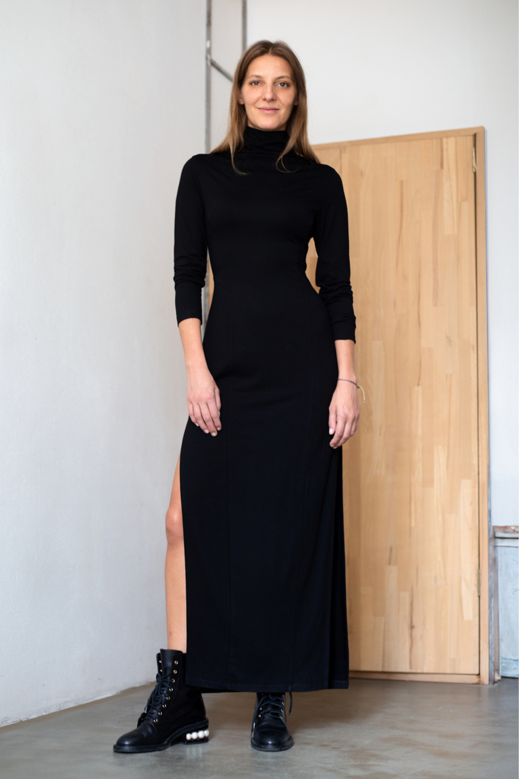 MAXI SLITS DRESS black